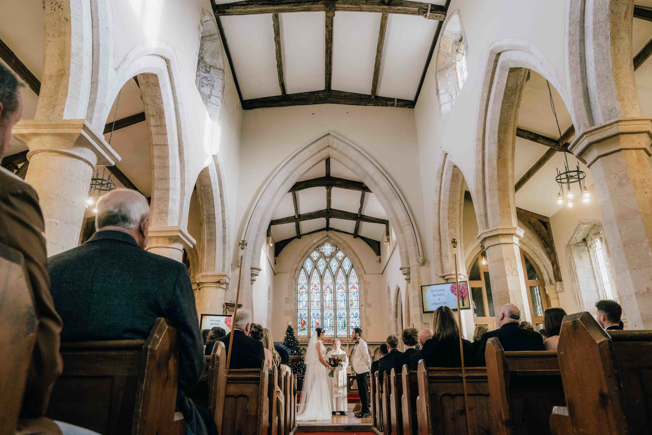 Relaxed wedding photographer