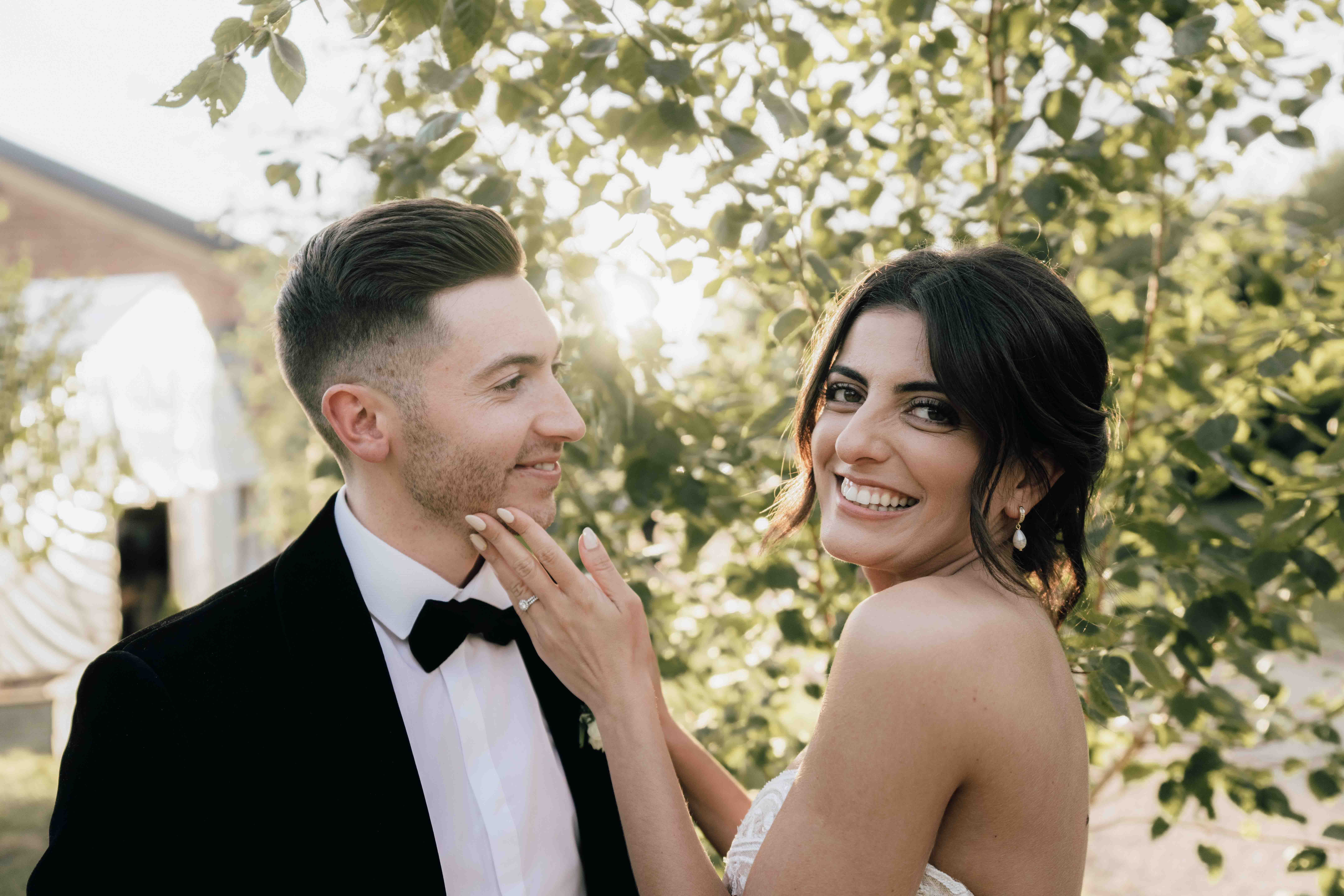 Natural, real and relaxed wedding photo