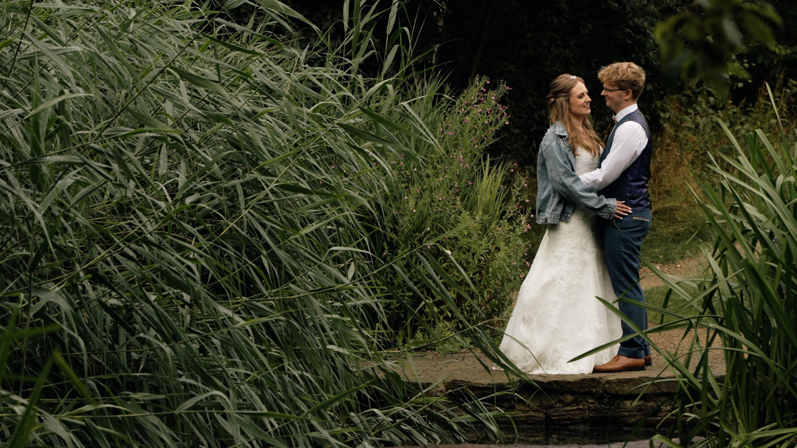 Hannah & James's wedding at Oakwell Hall in Leeds