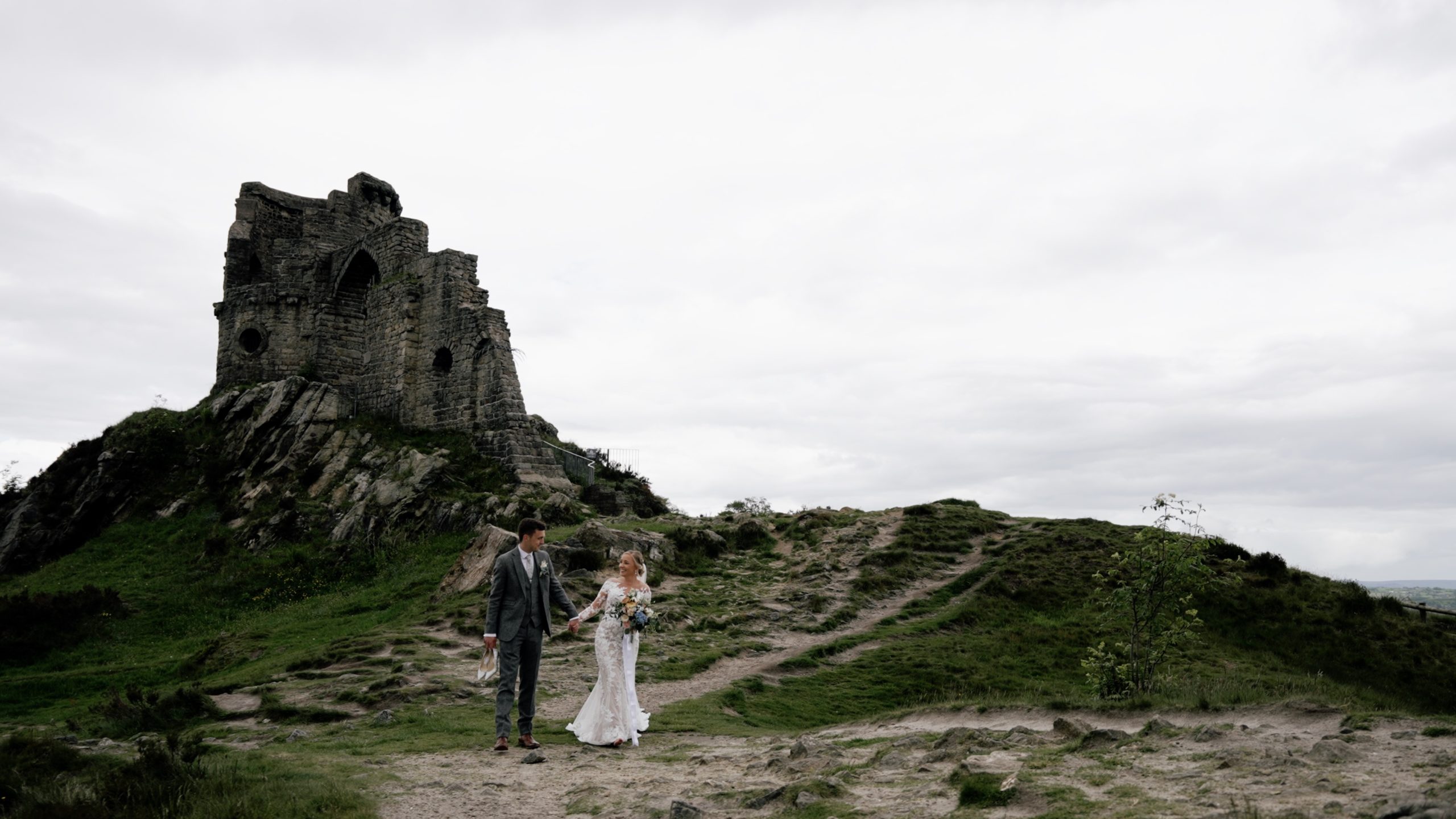 Alcumlow Wedding Barn wedding photographer