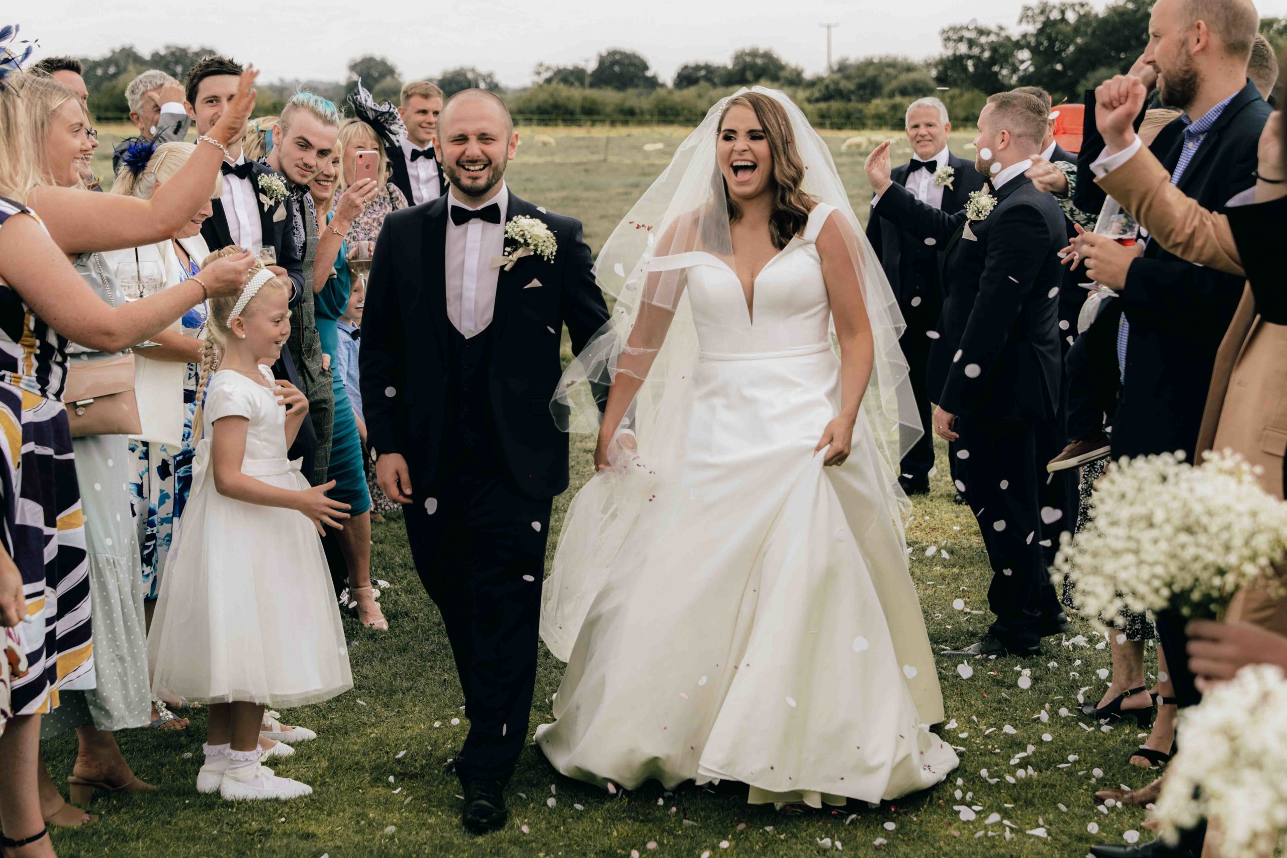 Confetti photo at Woodstock weddings near York