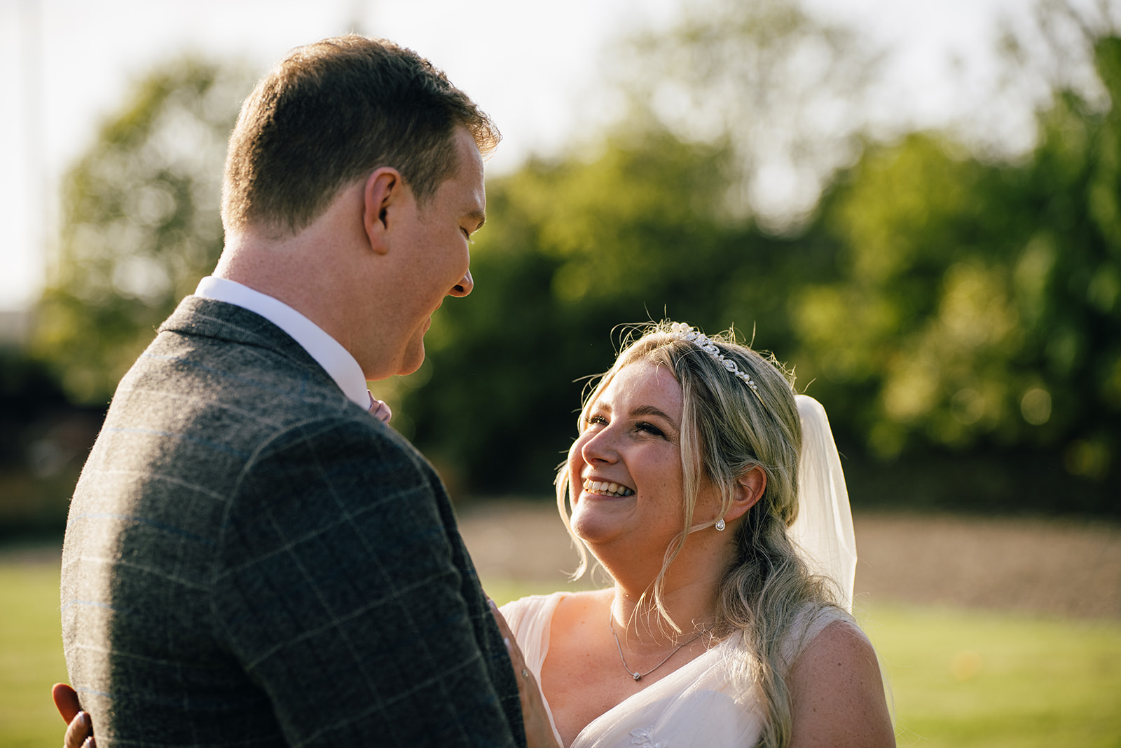 Couples portraits Moorlands Inn, Halifax