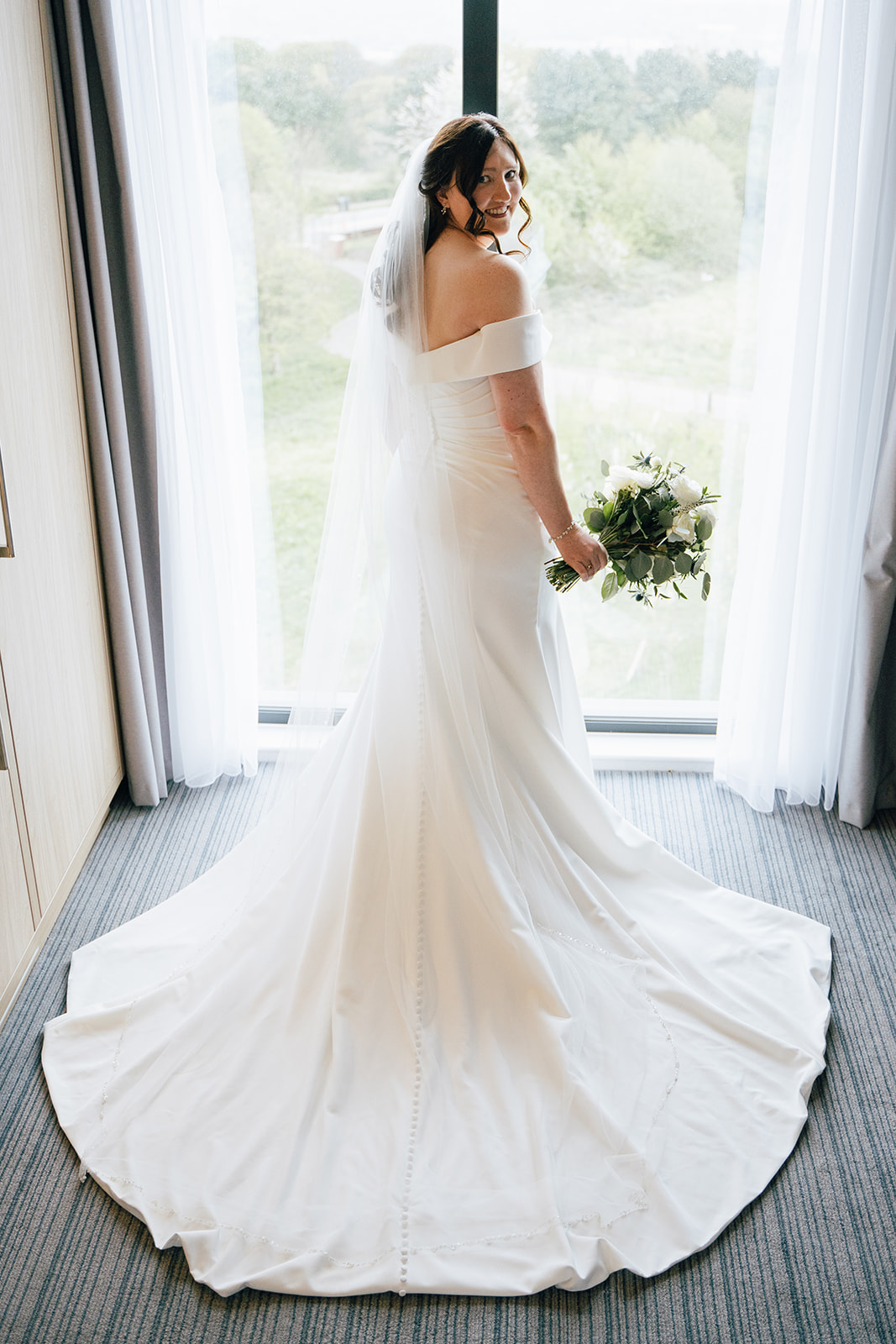 Photograph of the bride at Keele Hall